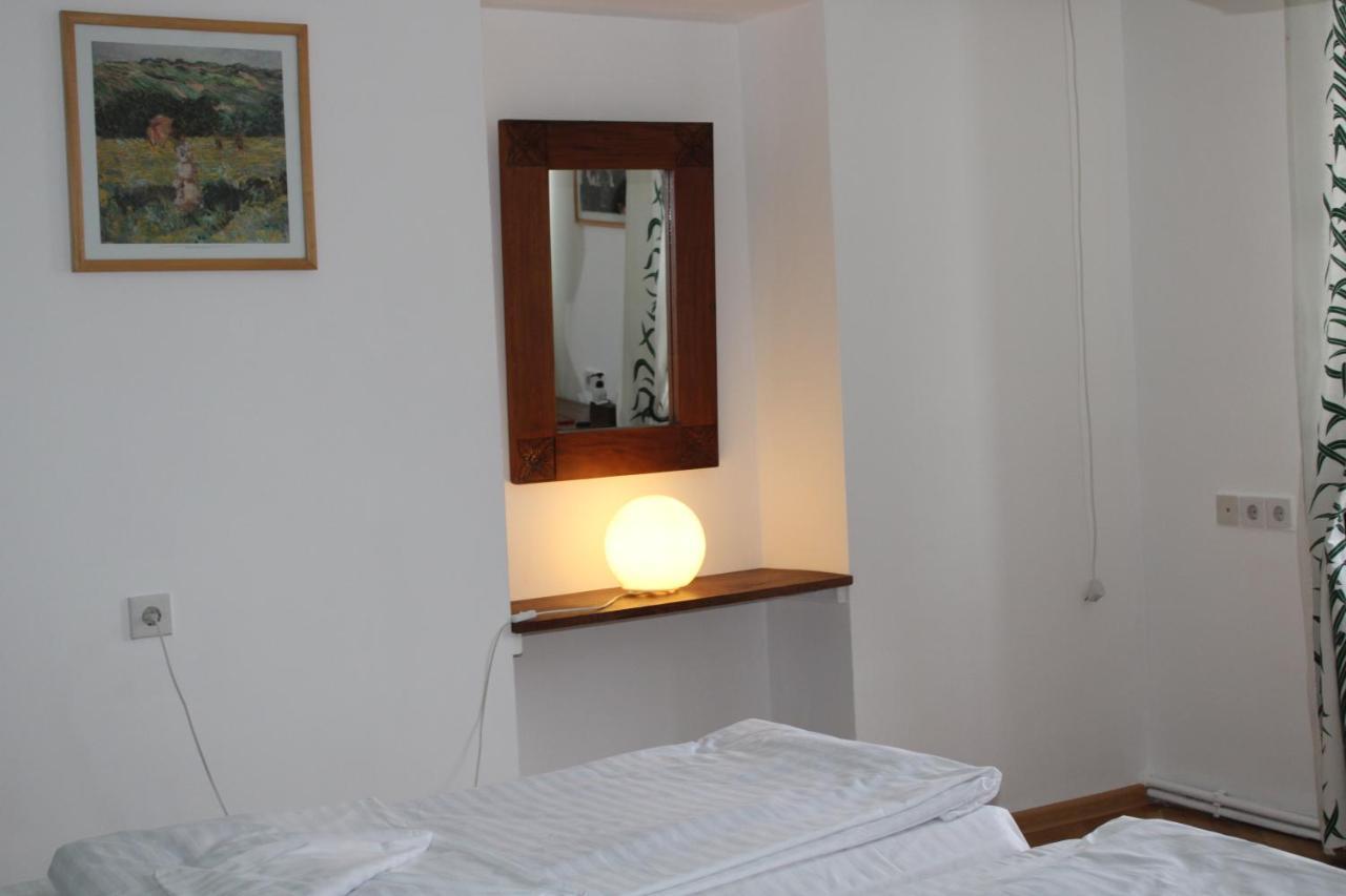 Auberge de jeunesse Jr'S House à Erévan Extérieur photo