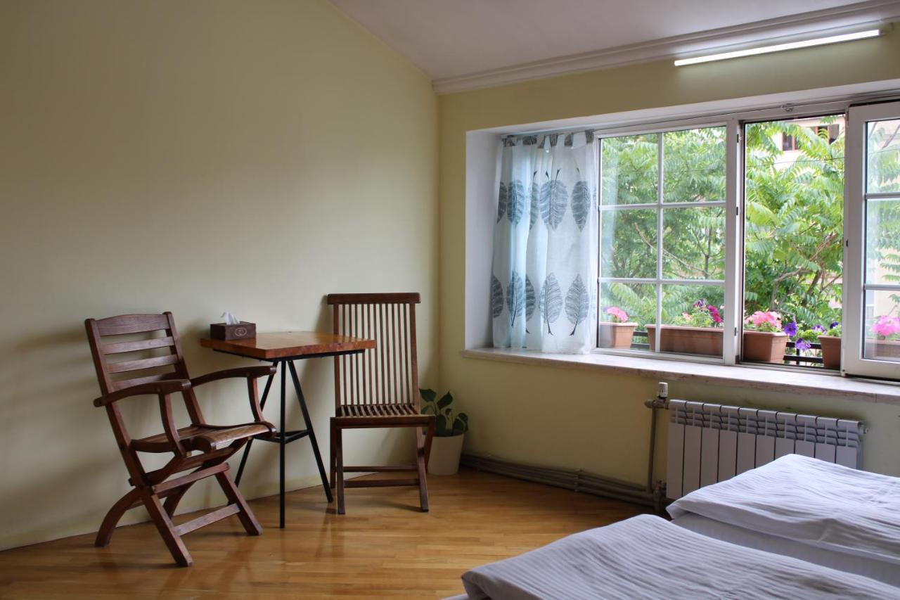 Auberge de jeunesse Jr'S House à Erévan Extérieur photo